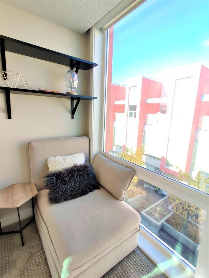 Monki Di Executive Suites - Glas - Luxury Inner City Home 3 Min To Downtown W Private Rooftop Patio Fireplace YYC Exteriér fotografie