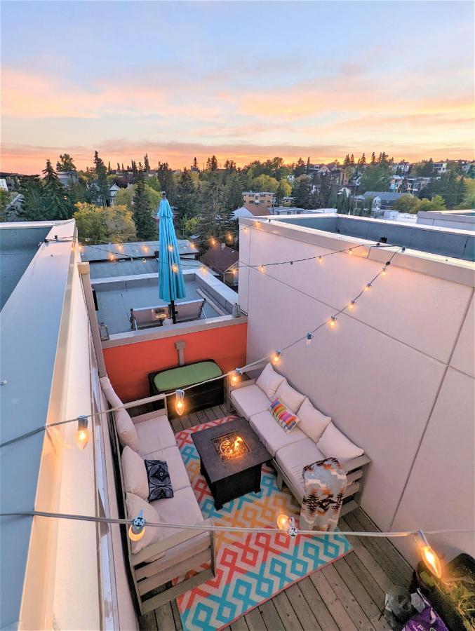 Monki Di Executive Suites - Glas - Luxury Inner City Home 3 Min To Downtown W Private Rooftop Patio Fireplace YYC Exteriér fotografie