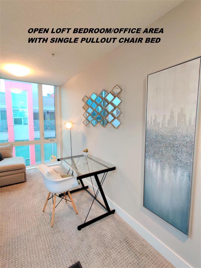 Monki Di Executive Suites - Glas - Luxury Inner City Home 3 Min To Downtown W Private Rooftop Patio Fireplace YYC Exteriér fotografie